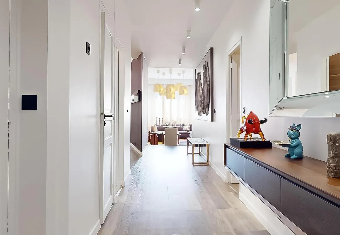 Signature Champs Elysees Apartament